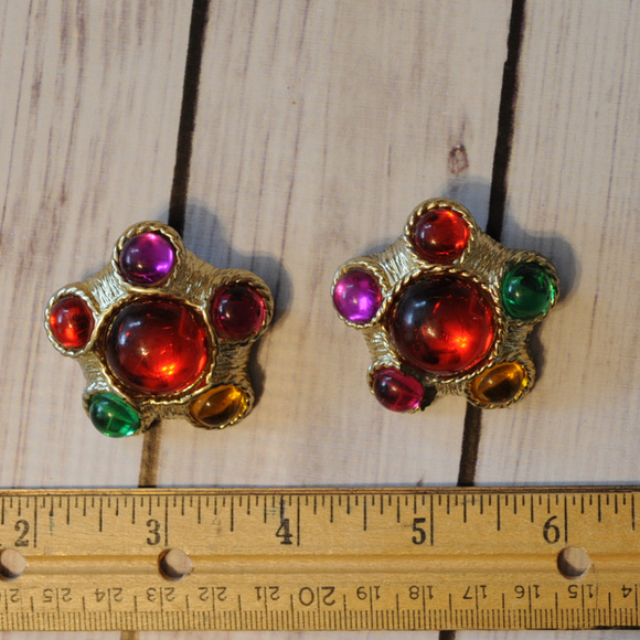 large vintage huge 1980's colorful rhinestone cab earrings - Picture 4 of 7